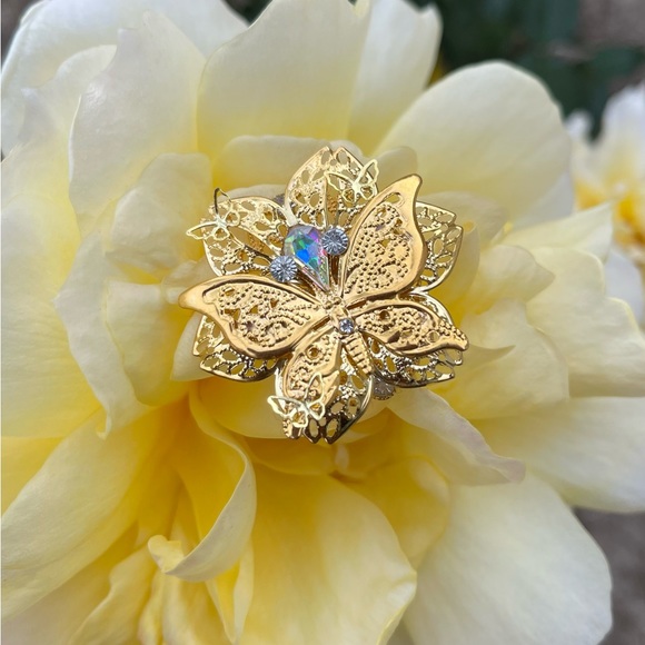 ✨🦋Crystal Floral Filigree Butterfly Statement Ring🦋✨ Gold Tone💞Handcrafted - Picture 3 of 7